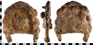 Medieval horseshoe with possible orthopaedic plate (PAS: SUSS-973667) (Image courtesy of the Portable Antiquities Scheme)